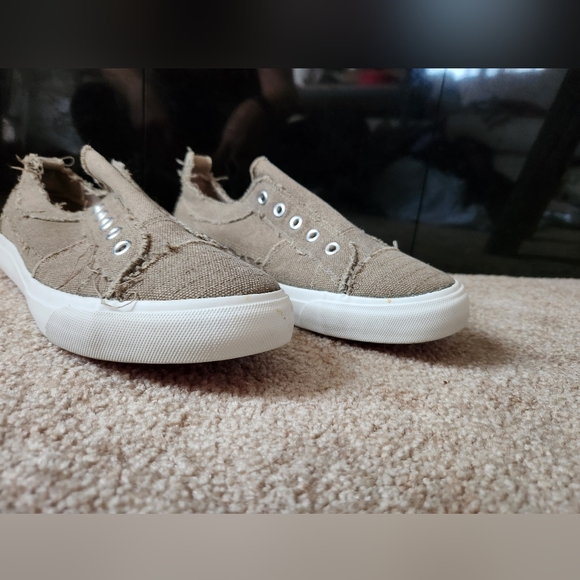 Corkys beige shoes size 10 - Picture 2 of 5